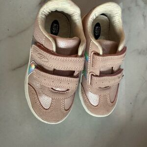 Dr scholls Pink Sneakers for Everyday Comfort sz 8 toddler